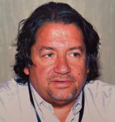 Dr. Philippe Peetrons Dr. Philippe Peetrons